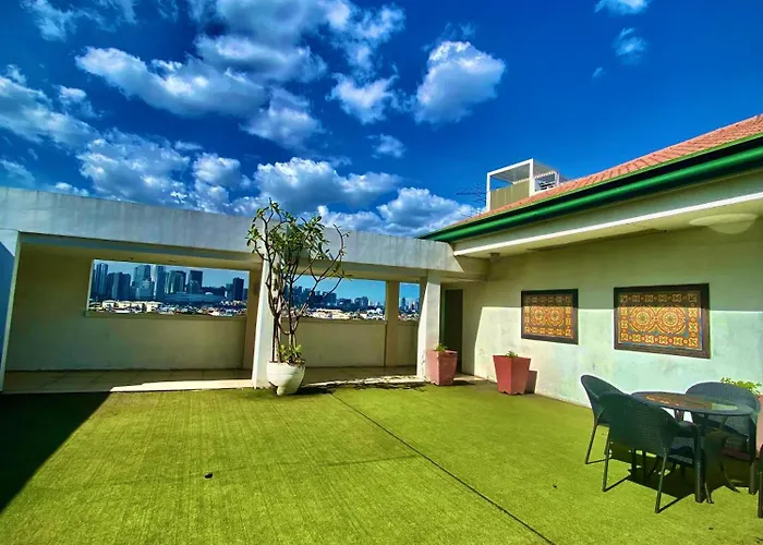 Hotel Homey In Taguig Near Bgc Manila